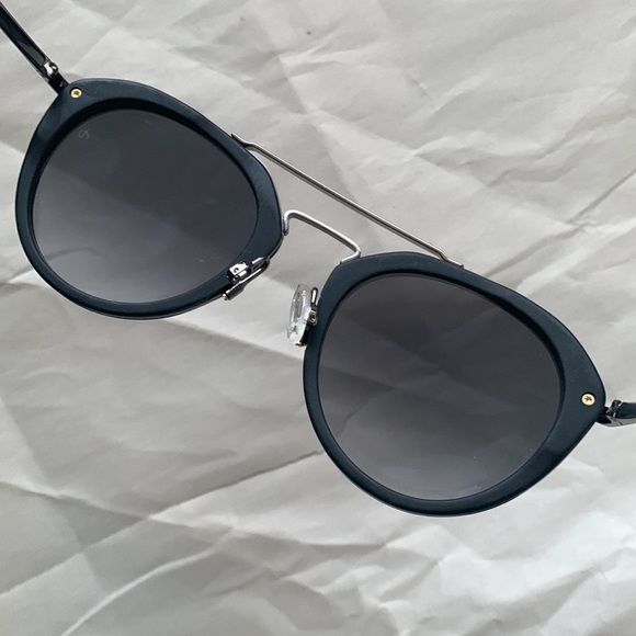 Never worn Rag & Bone sunglasses - Picture 9 of 9